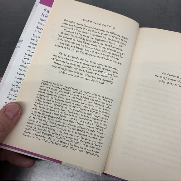 The Kind of Friends We Use to be by: Frances O'rquark Dowell, Hardback book - Picture 4 of 7